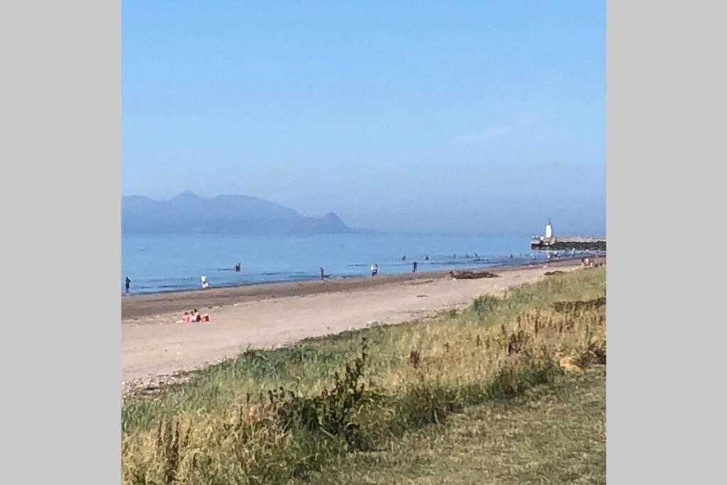 The Brambles Girvan Holiday Cottage By Seaside. Dış mekan fotoğraf