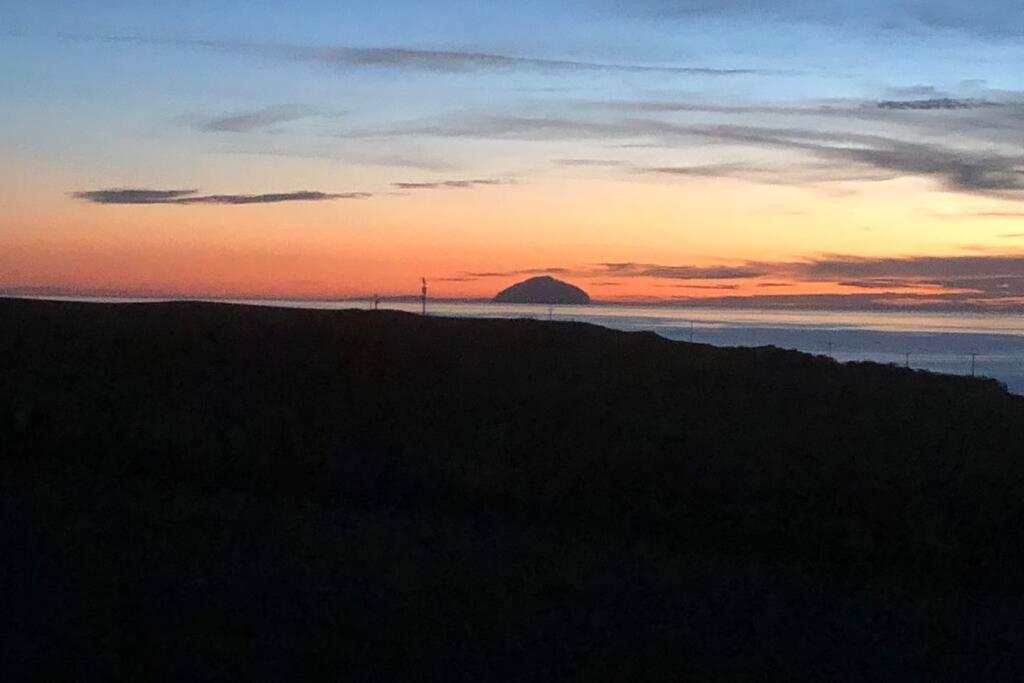 The Brambles Girvan Holiday Cottage By Seaside. Dış mekan fotoğraf